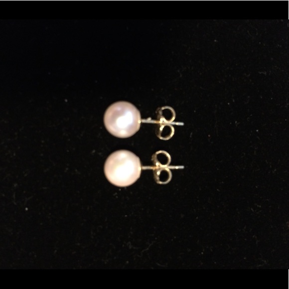 Pearl Earrings - Picture 2 of 3